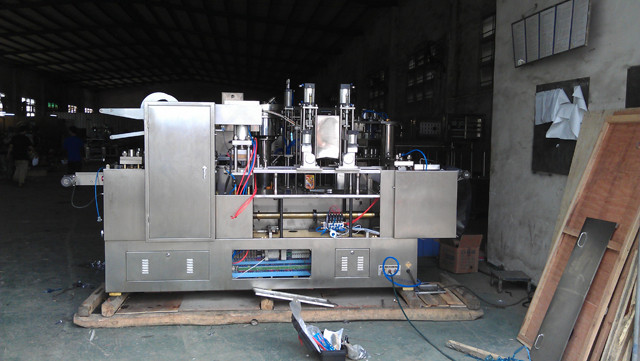 Automatic filler and sealer equipment