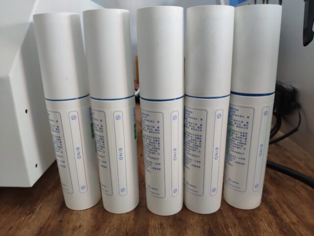 Cylindrical products labeling samples